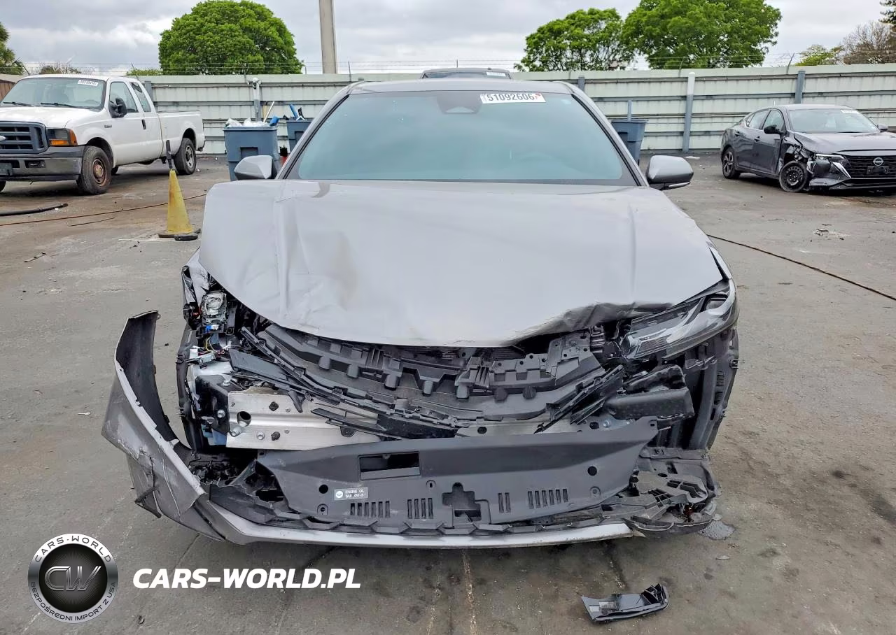2025 Toyota Camry Se VIN:4T1DAACK9SU578381 - 5