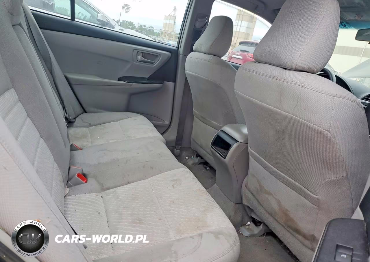 2015 Toyota Camry Le VIN:4T4BF1FK1FR472474 - 10