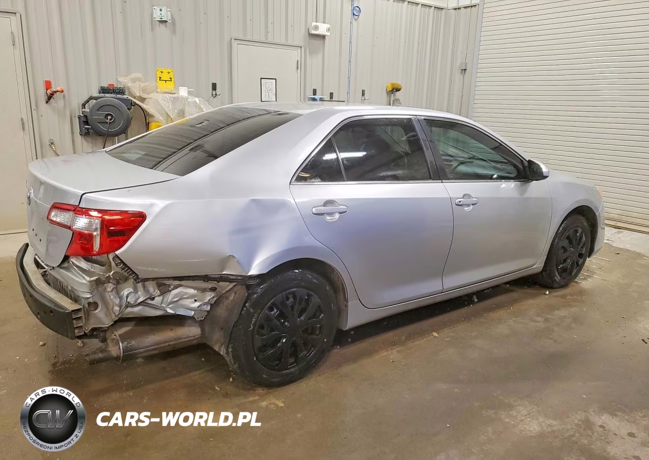 2014 Toyota Camry L VIN:4T4BF1FK2ER354299 - 3