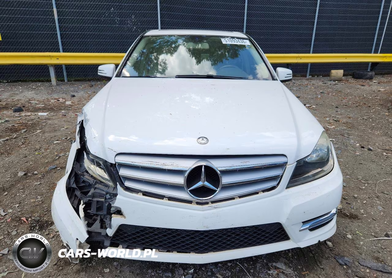 2013 Mercedes-Benz C 250 VIN:WDDGF4HB7DR280825 - 5