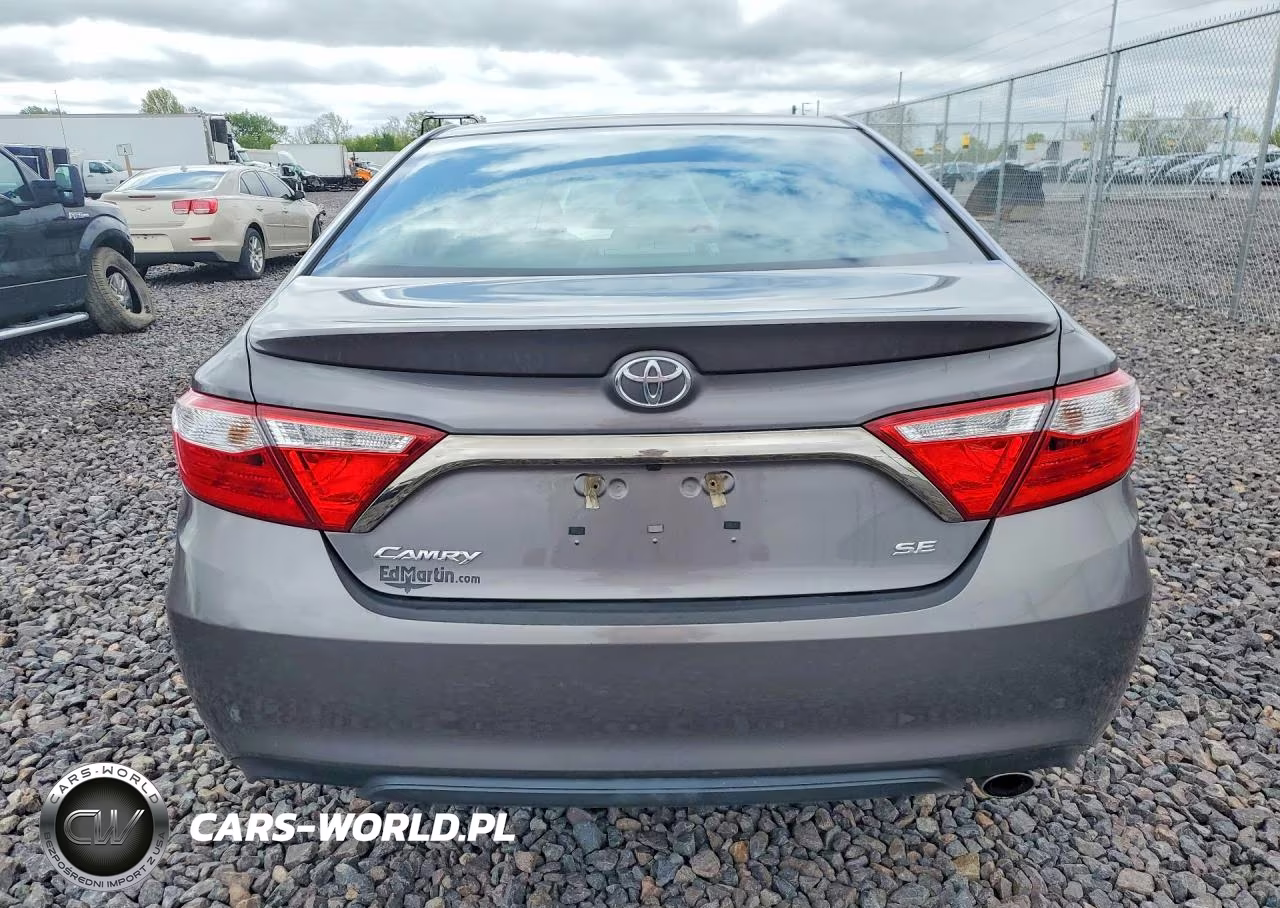 2016 Toyota Camry Se VIN:4T1BF1FK0GU506268 - 6