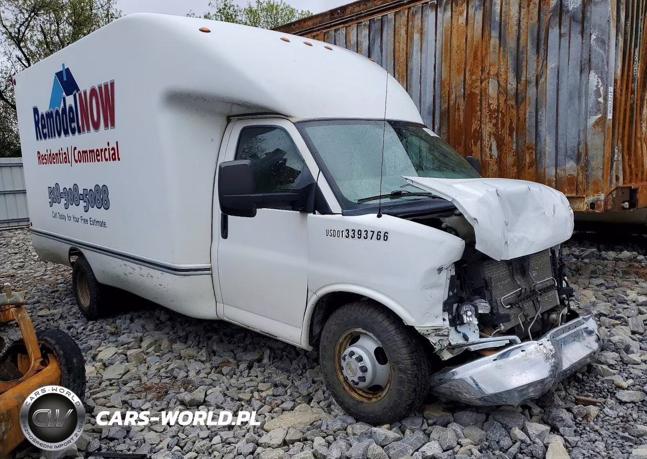 2016 Chevrolet Express Delivery Truck VIN:1GB3GSCG3G1163120 - 4