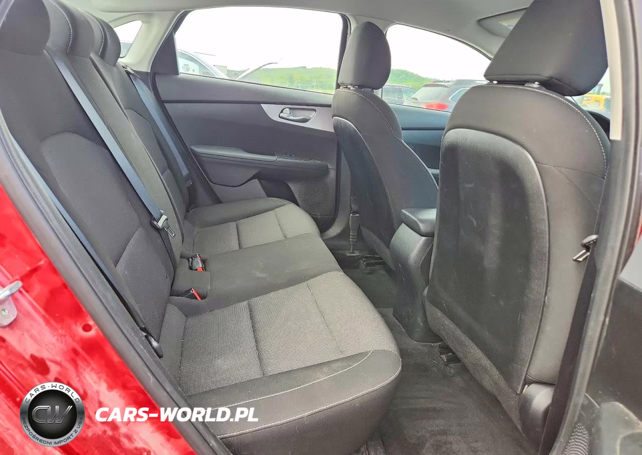 2022 Kia Forte Lxs VIN:3KPF24AD5NE478832 - 10