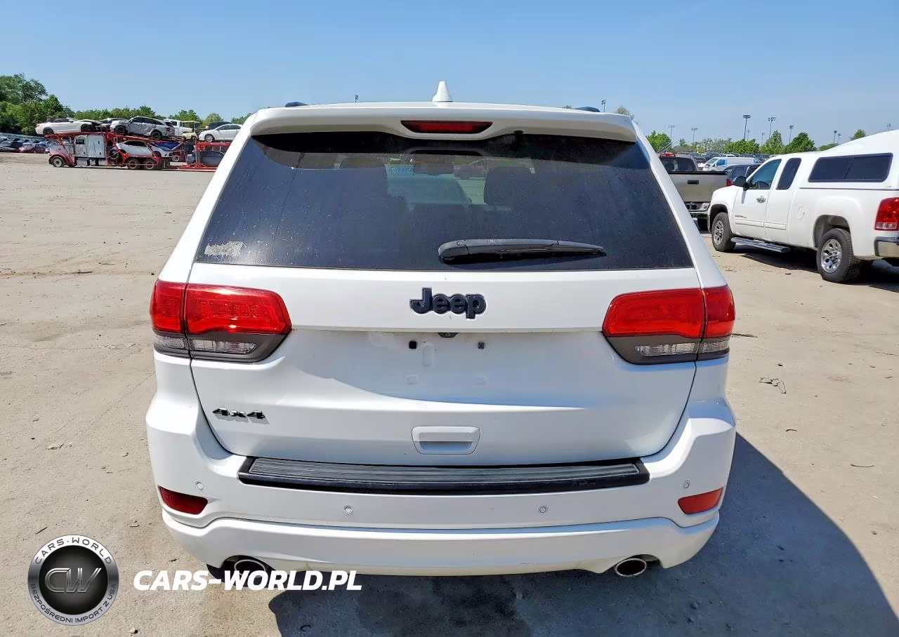 2015 Jeep Grand Cherokee Laredo VIN:1C4RJFAG1FC747925 - 6