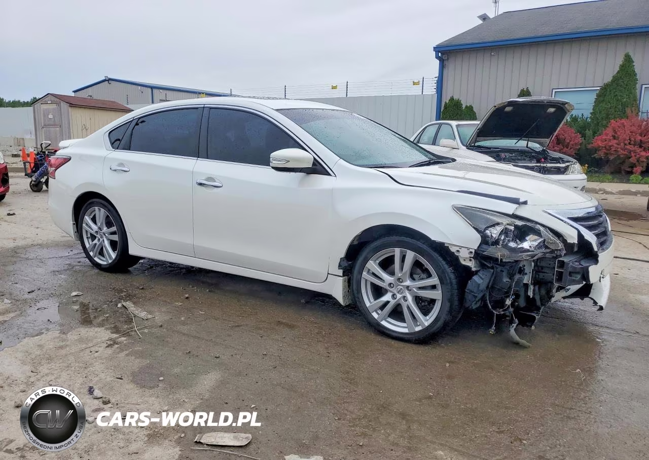 2014 Nissan Altima 3.5 S VIN:1N4BL3AP9EC263712 - 4