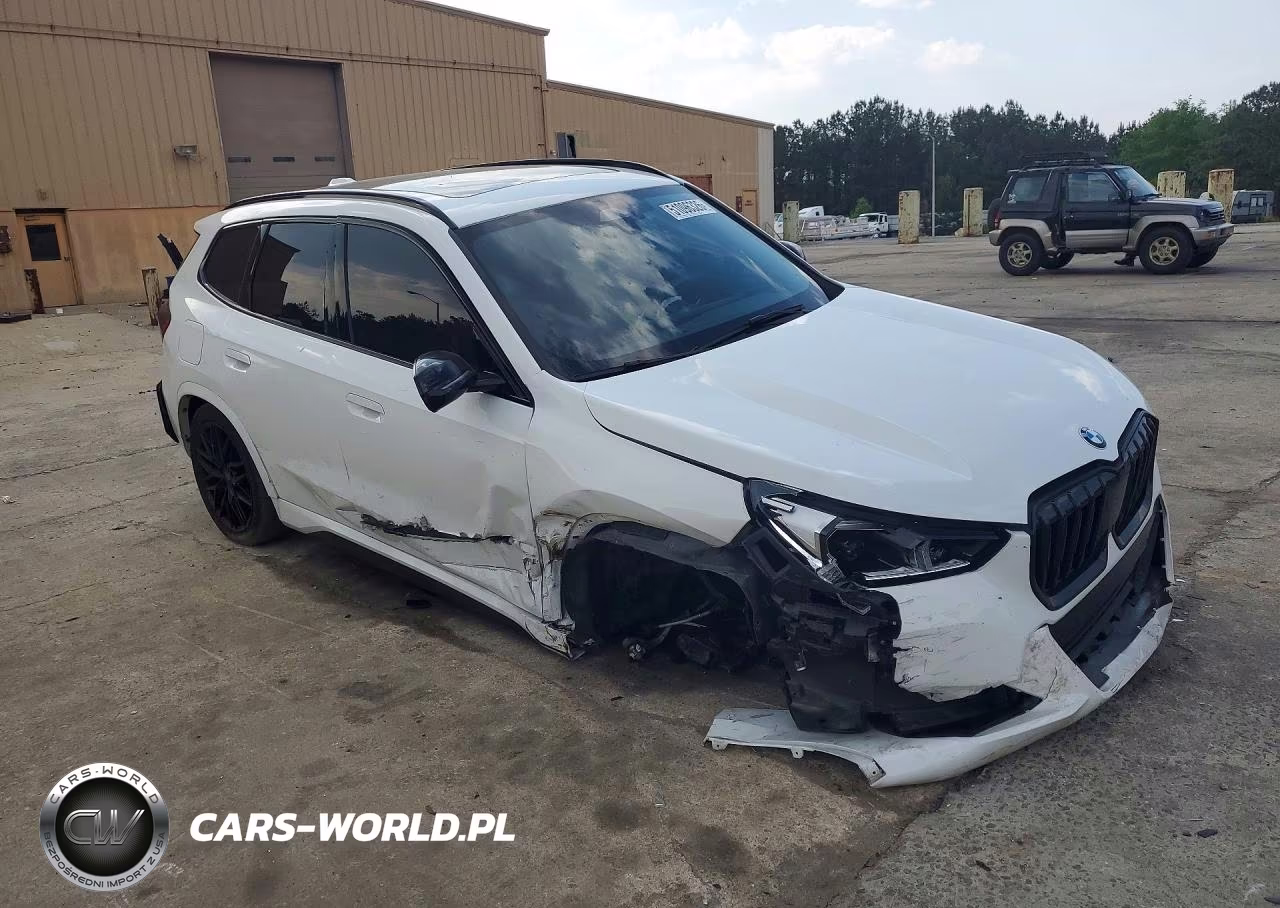 2023 BMW X1 xDrive28I VIN:WBX73EF05P5X39990 - 4