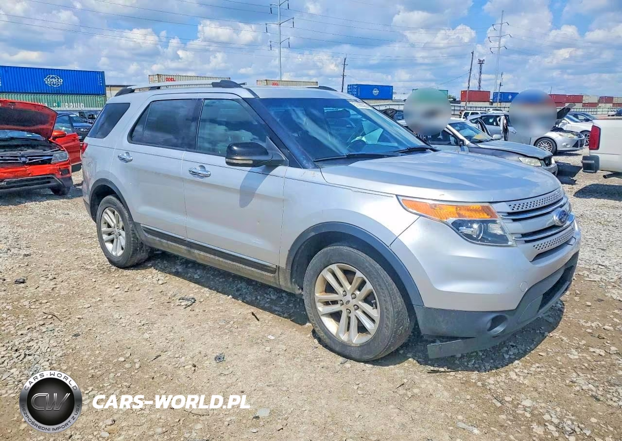 2012 Ford Explorer Xlt VIN:1FMHK7D88CGA40257 - 4