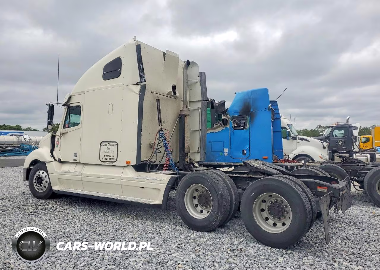 2007 Freightliner Columbia 120 Semi Truck VIN:1FUJA6CK27LW28001 - 3