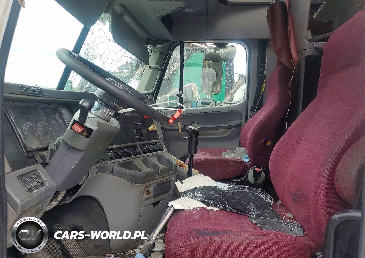 2007 Freightliner Columbia 120 Semi Truck VIN:1FUJA6CK27LW28001 - 5