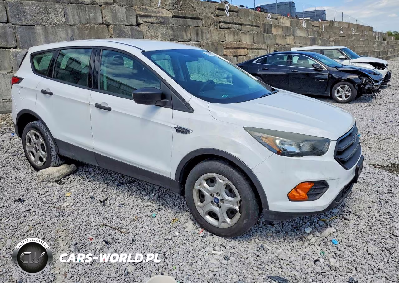2018 Ford Escape S VIN:1FMCU0F71JUA17322 - 4