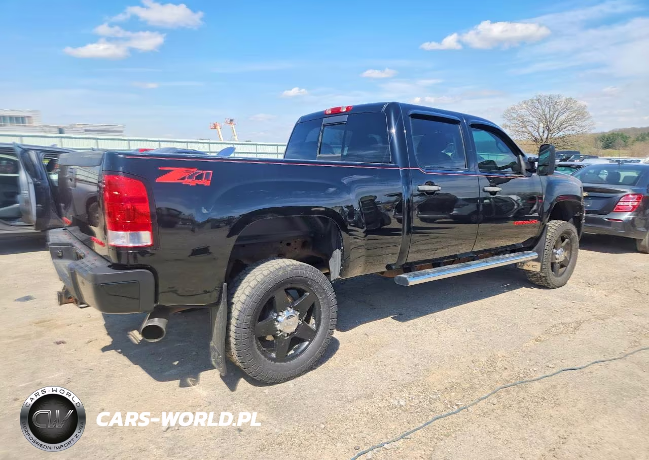 2012 GMC Sierra K2500 Denali VIN:1GT125E82CF136612 - 3