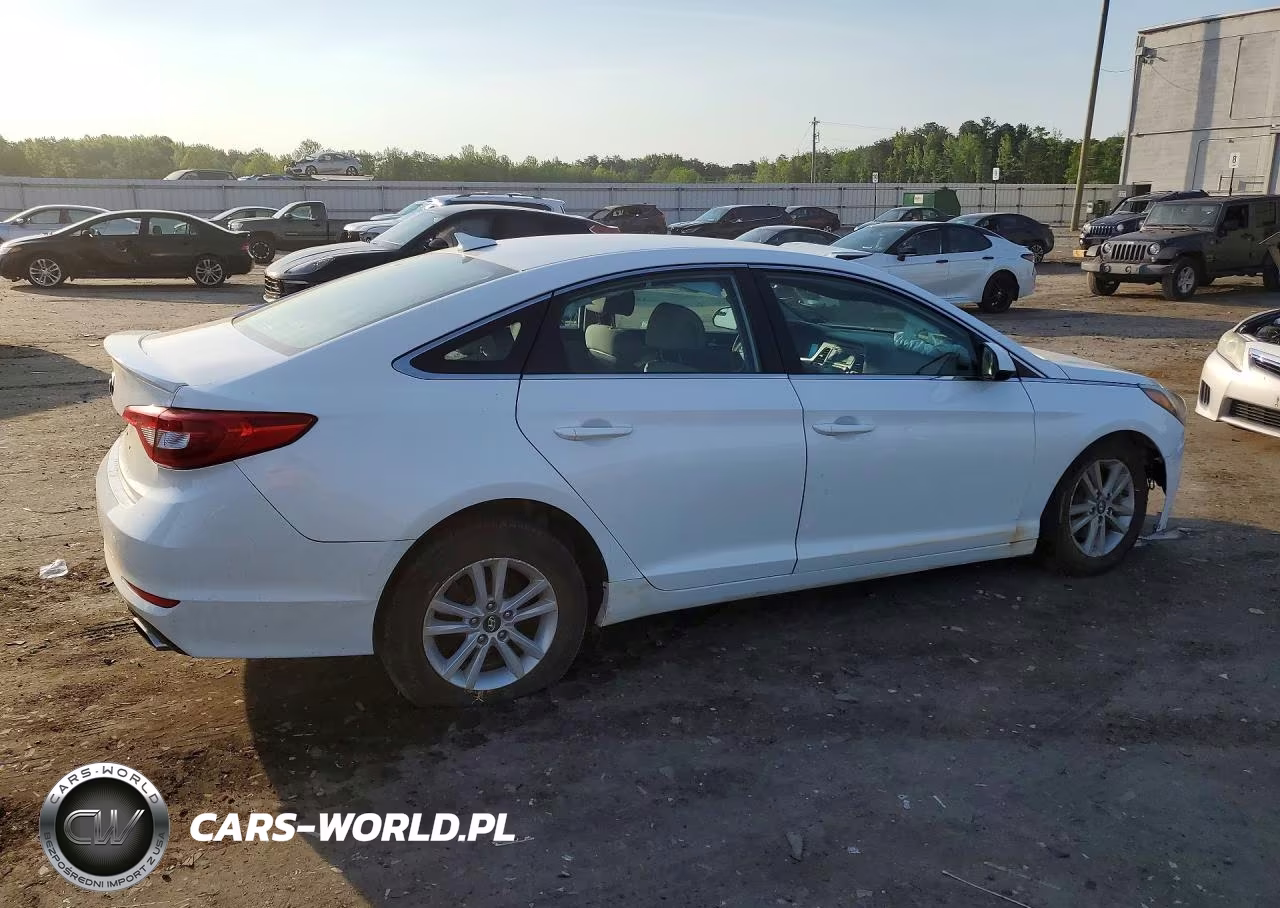 2015 Hyundai Sonata Se VIN:5NPE24AF9FH059036 - 3