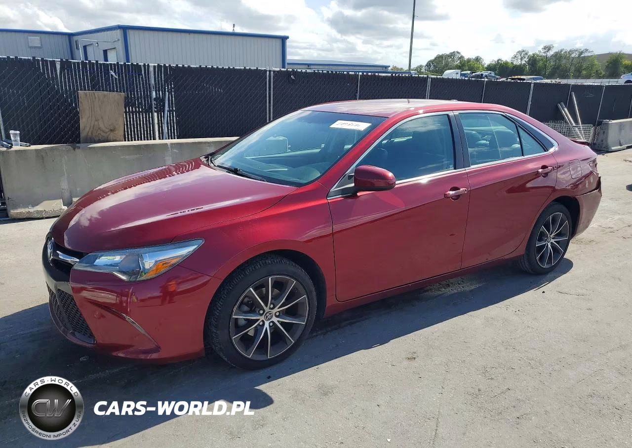 2015 Toyota Camry Xse