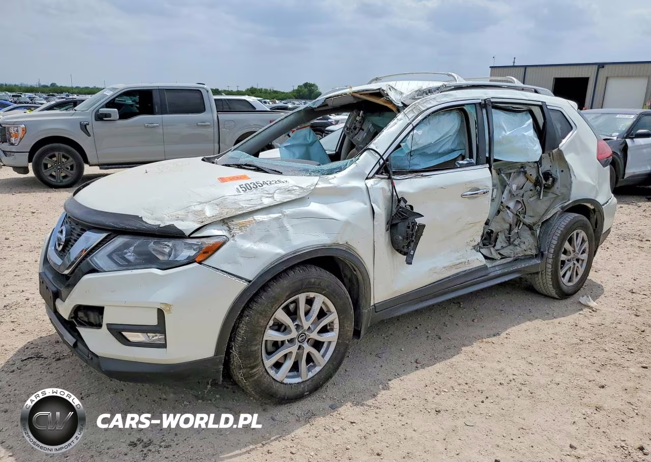 2017 Nissan Rogue S – zdjęcie 1 z 11