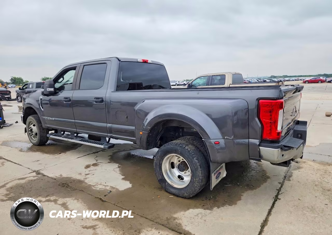 2018 Ford F350 Super Duty VIN:1FT8W3DTXJEC89965 - 2