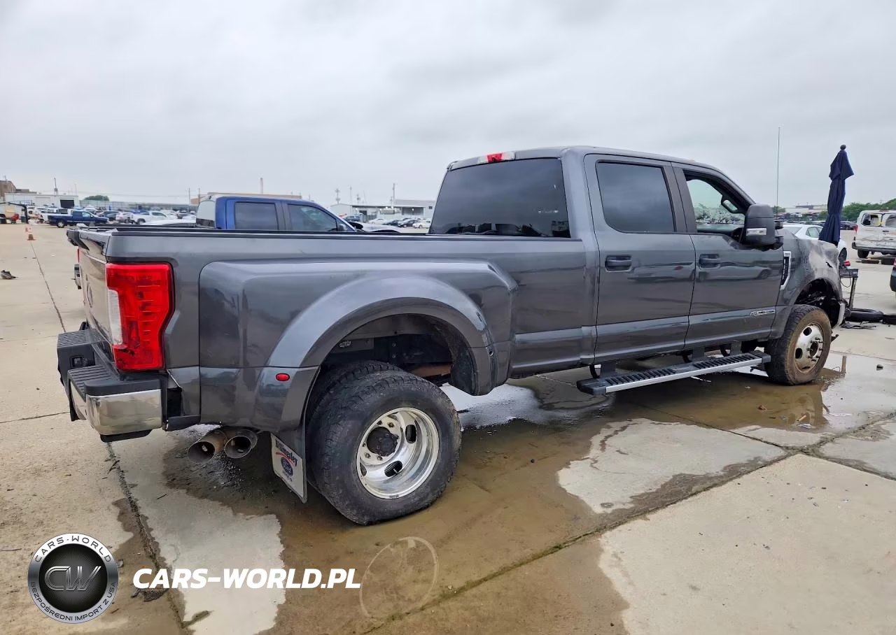 2018 Ford F350 Super Duty VIN:1FT8W3DTXJEC89965 - 3