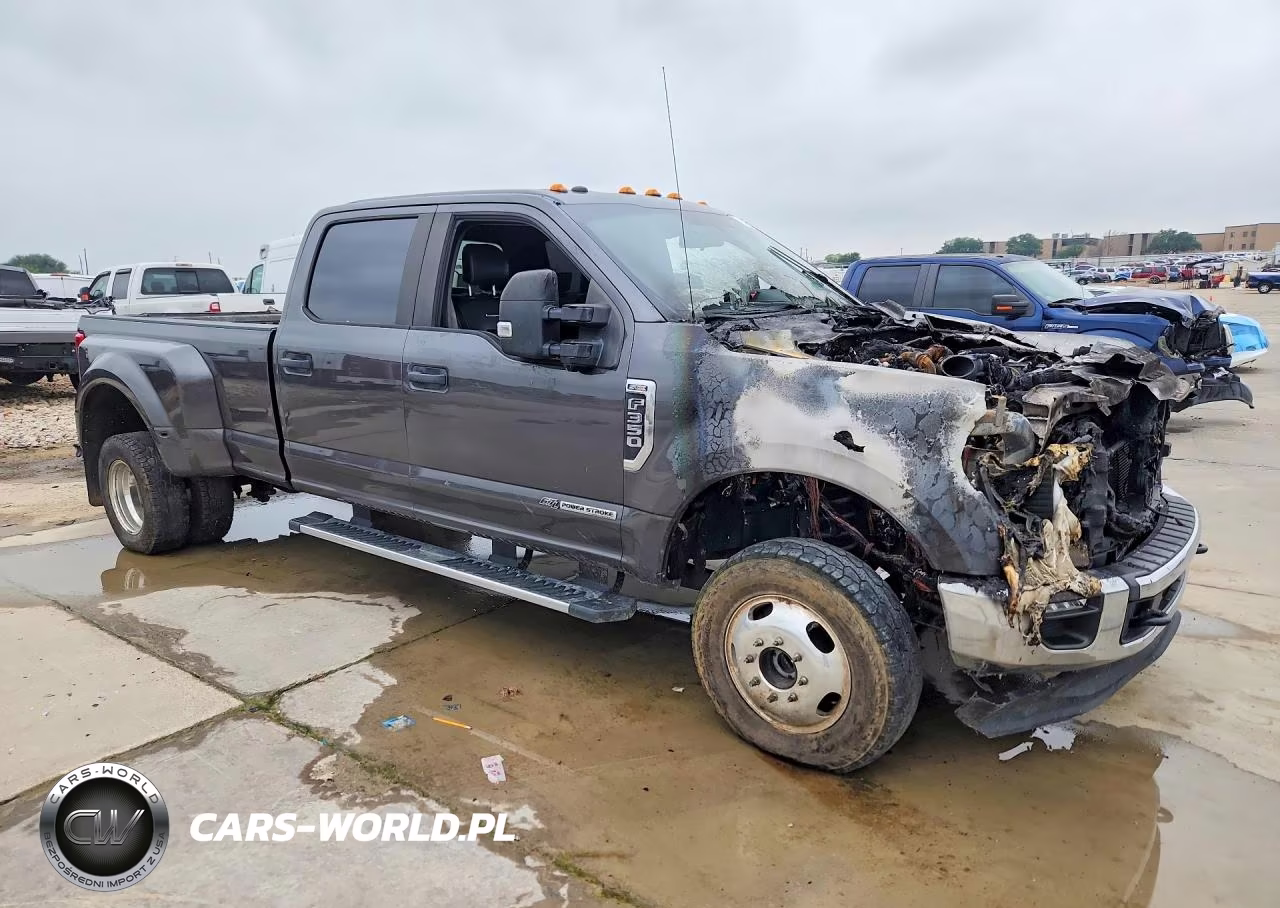 2018 Ford F350 Super Duty VIN:1FT8W3DTXJEC89965 - 4