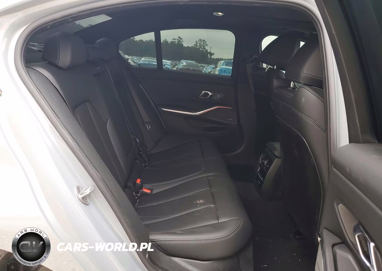 2025 BMW M340I VIN:3MW59FT04S8F83849 - 10