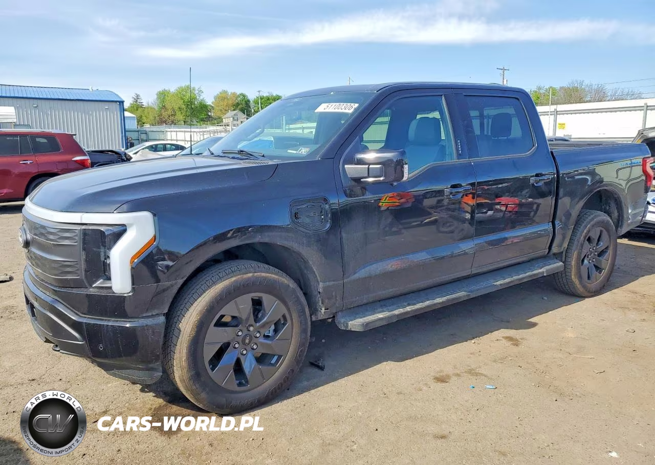 2025 Ford F150 Lightning Lariat