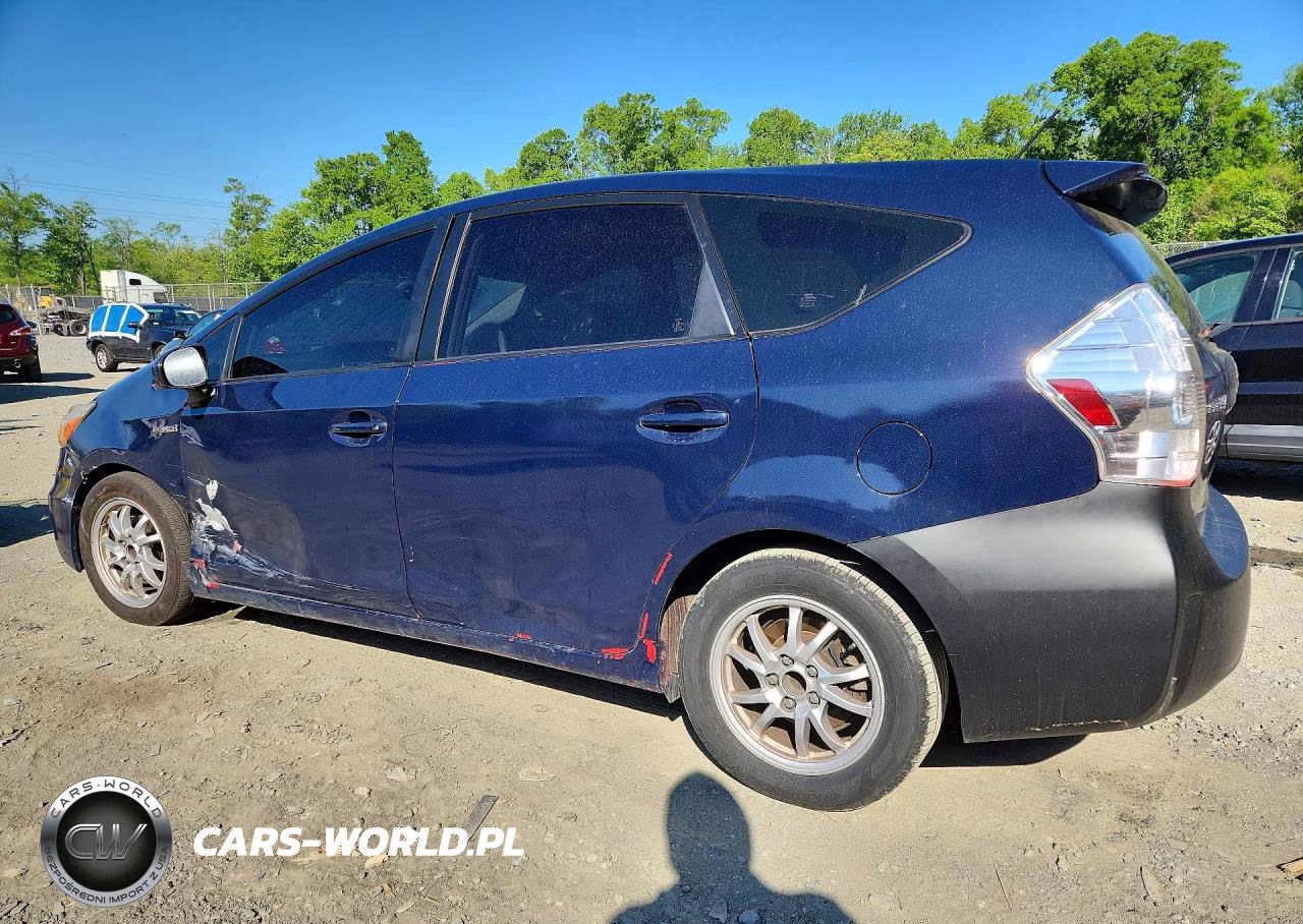 2014 Toyota Prius V Two VIN:JTDZN3EU3EJ007872 - 2