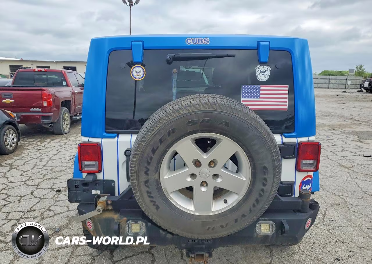 2011 Jeep Wrangler Sport VIN:1J4AA2D18BL557685 - 6