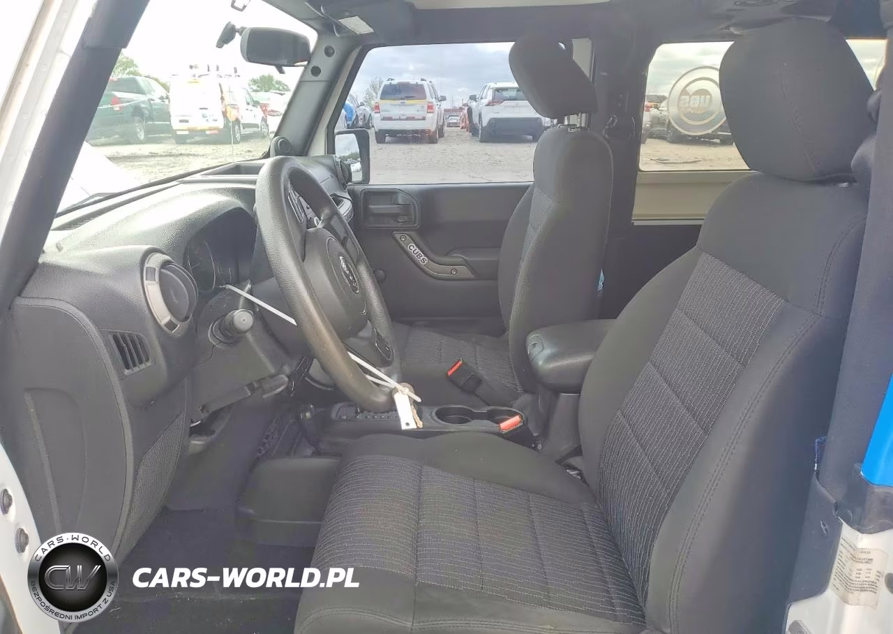 2011 Jeep Wrangler Sport VIN:1J4AA2D18BL557685 - 7