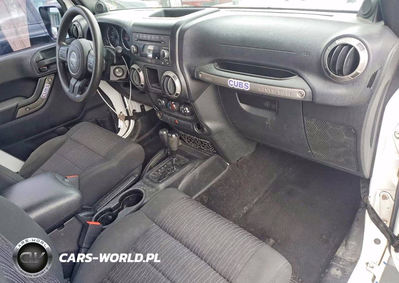 2011 Jeep Wrangler Sport VIN:1J4AA2D18BL557685 - 8