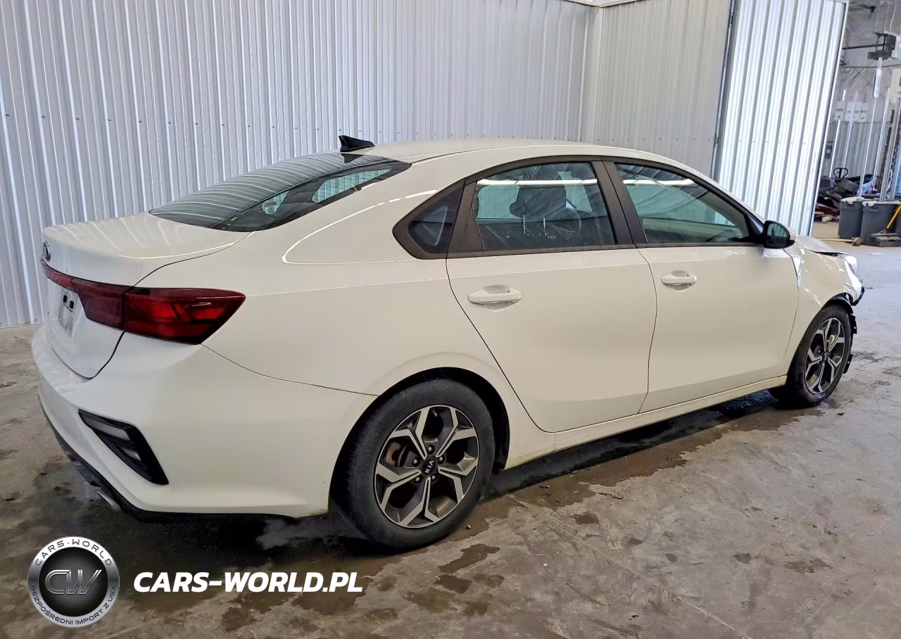 2021 Kia Forte Lxs VIN:3KPF24AD6ME337735 - 3