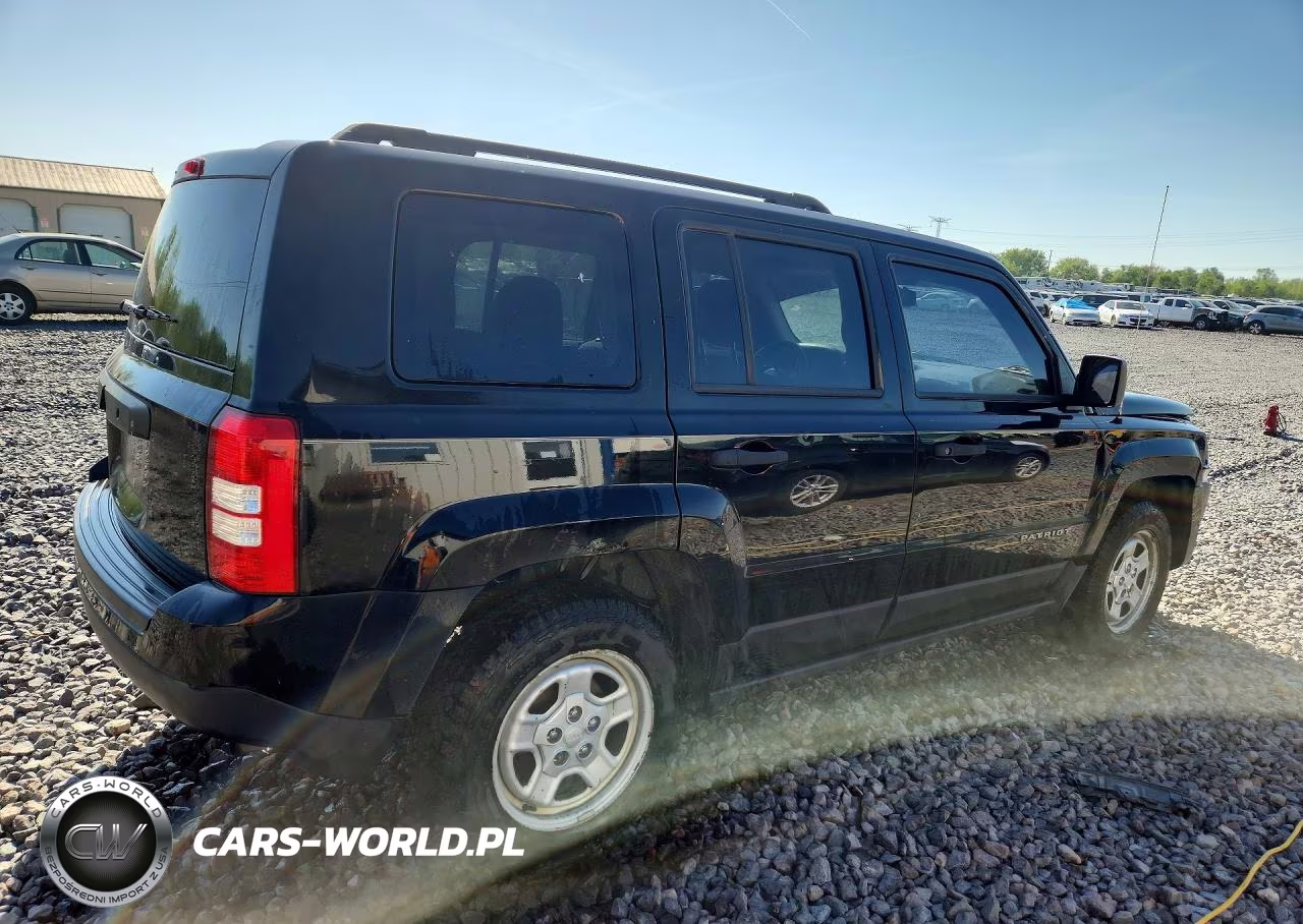 2016 Jeep Patriot Sport VIN:1C4NJPBA3GD783593 - 3