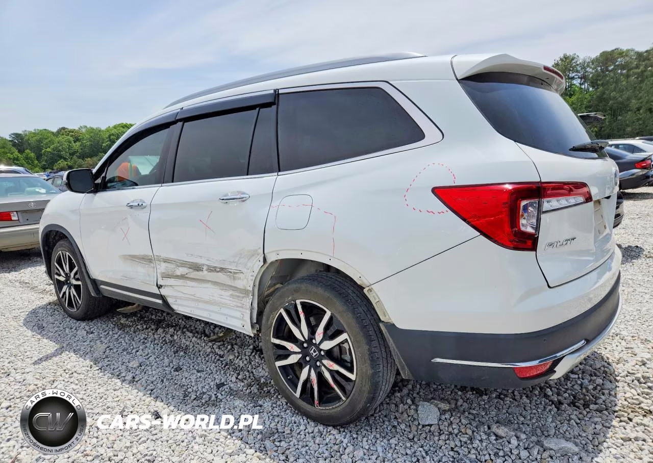 2022 Honda Pilot Touring VIN:5FNYF5H61NB020077 - 2