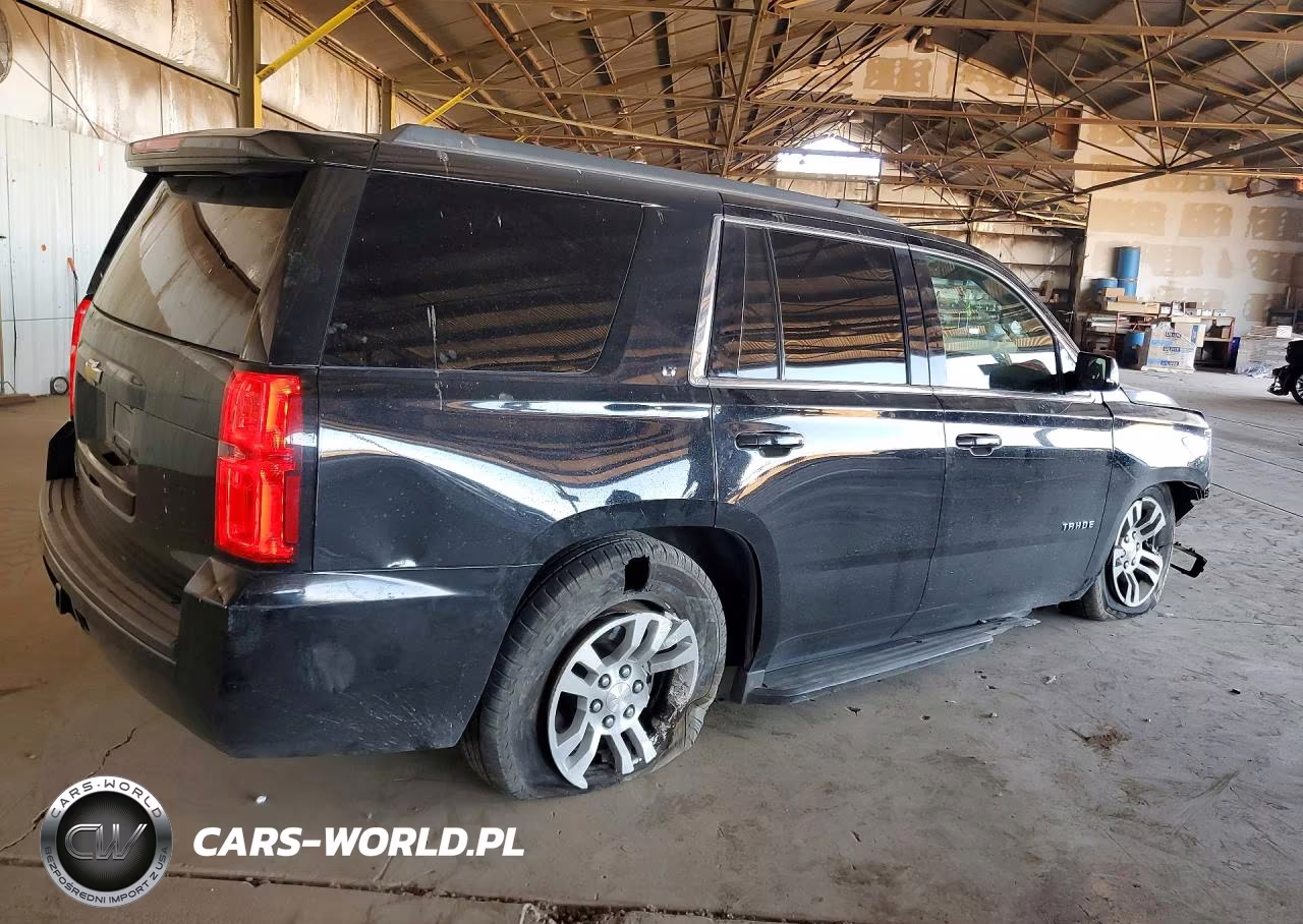 2019 Chevrolet Tahoe C1500 Lt VIN:1GNSCBKC0KR159514 - 3