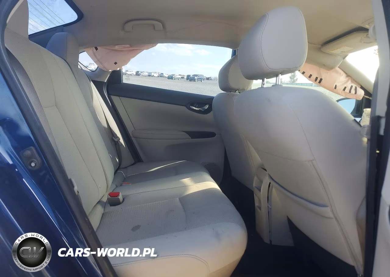 2017 Nissan Sentra S VIN:3N1AB7AP8HY255986 - 10
