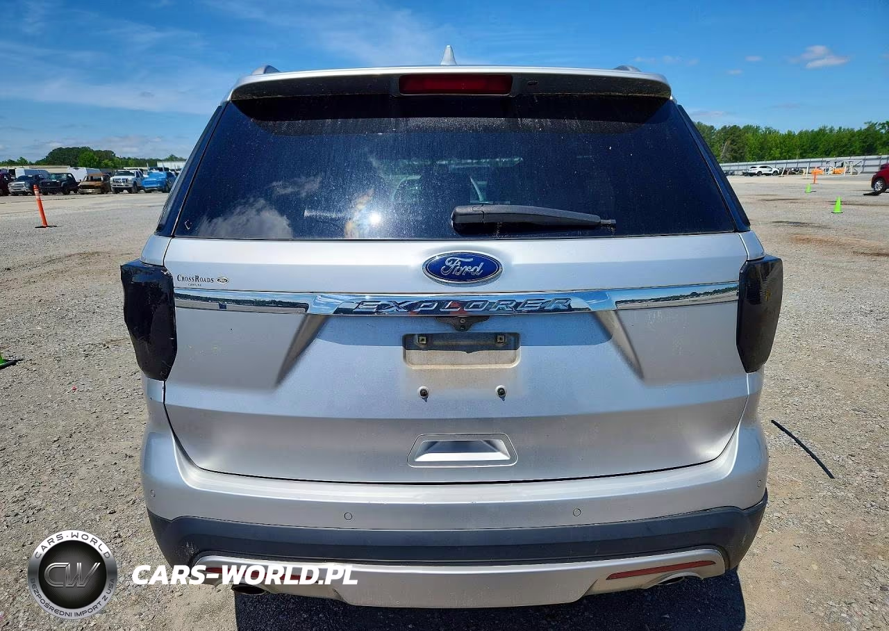 2017 Ford Explorer Xlt VIN:1FM5K7D89HGD15502 - 6