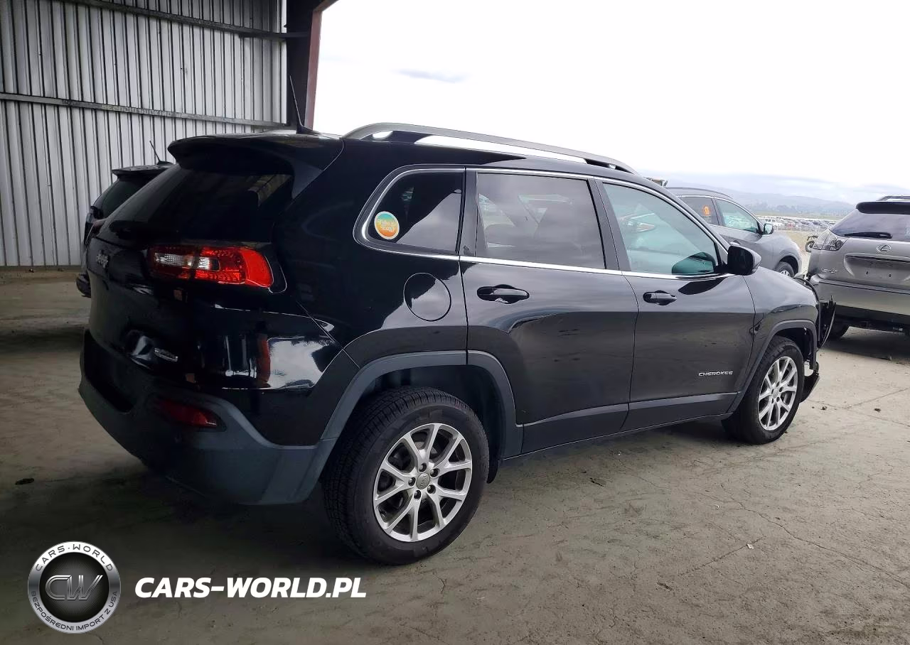 2017 Jeep Cherokee Latitude VIN:1C4PJLCB4HW640988 - 3