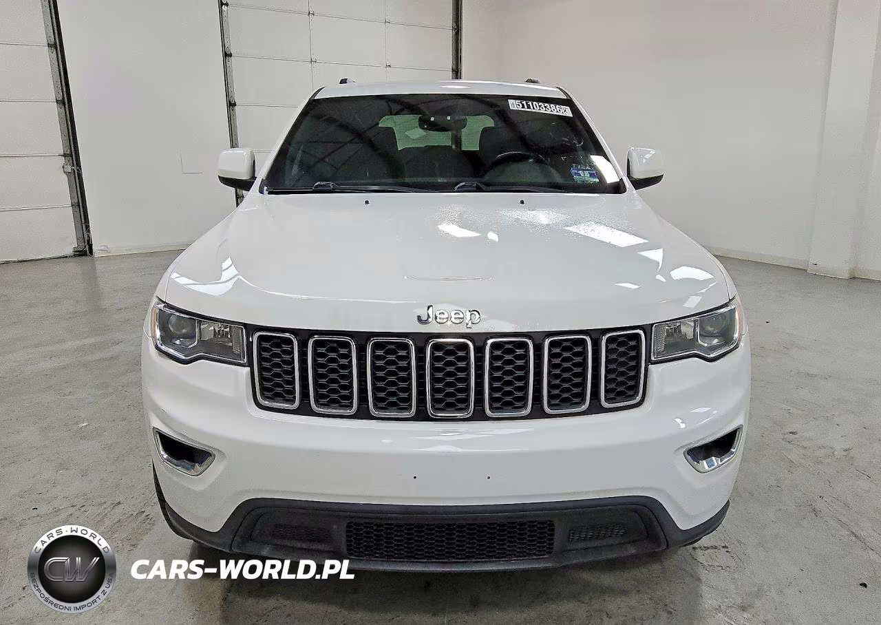 2017 Jeep Grand Cherokee Laredo VIN:1C4RJFAG5HC714901 - 5
