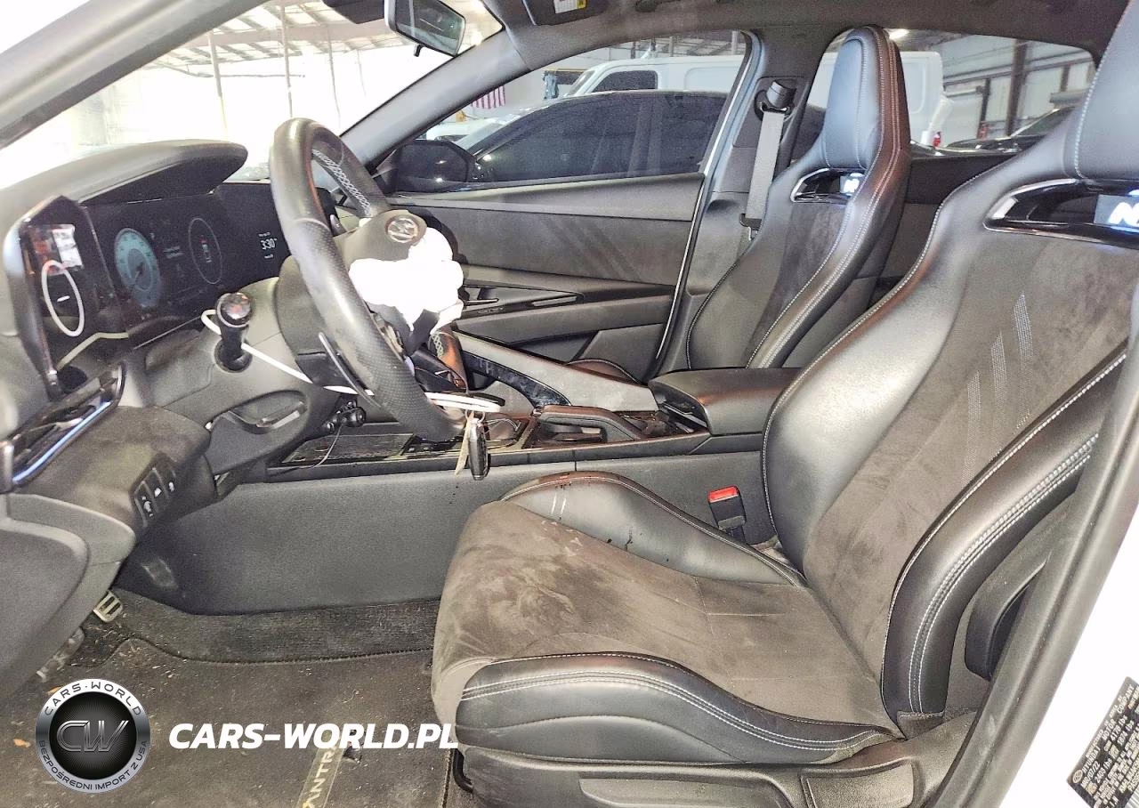 2022 Hyundai Elantra N Base VIN:KMHLW4AK5NU004382 - 7