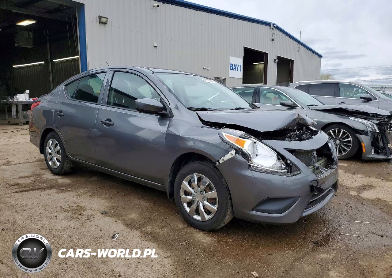 2018 Nissan Versa S VIN:3N1CN7AP6JL807682 - 4