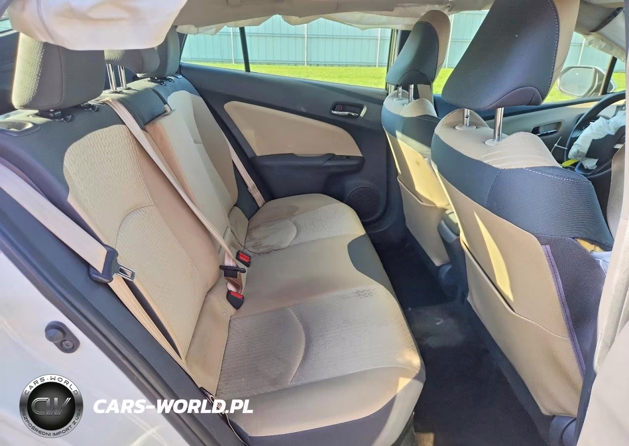 2016 Toyota Prius Two VIN:JTDKBRFU7G3002127 - 10