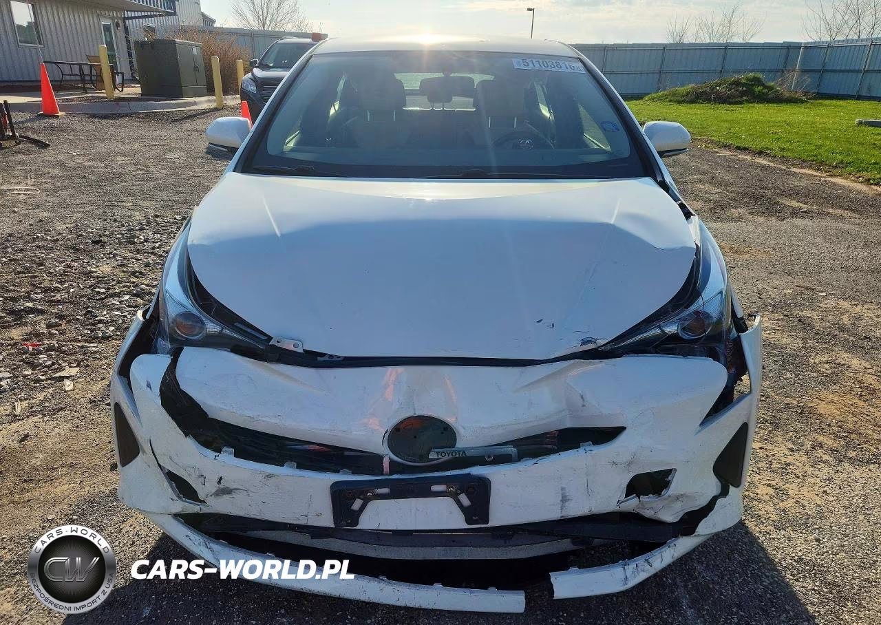 2016 Toyota Prius Two VIN:JTDKBRFU7G3002127 - 5