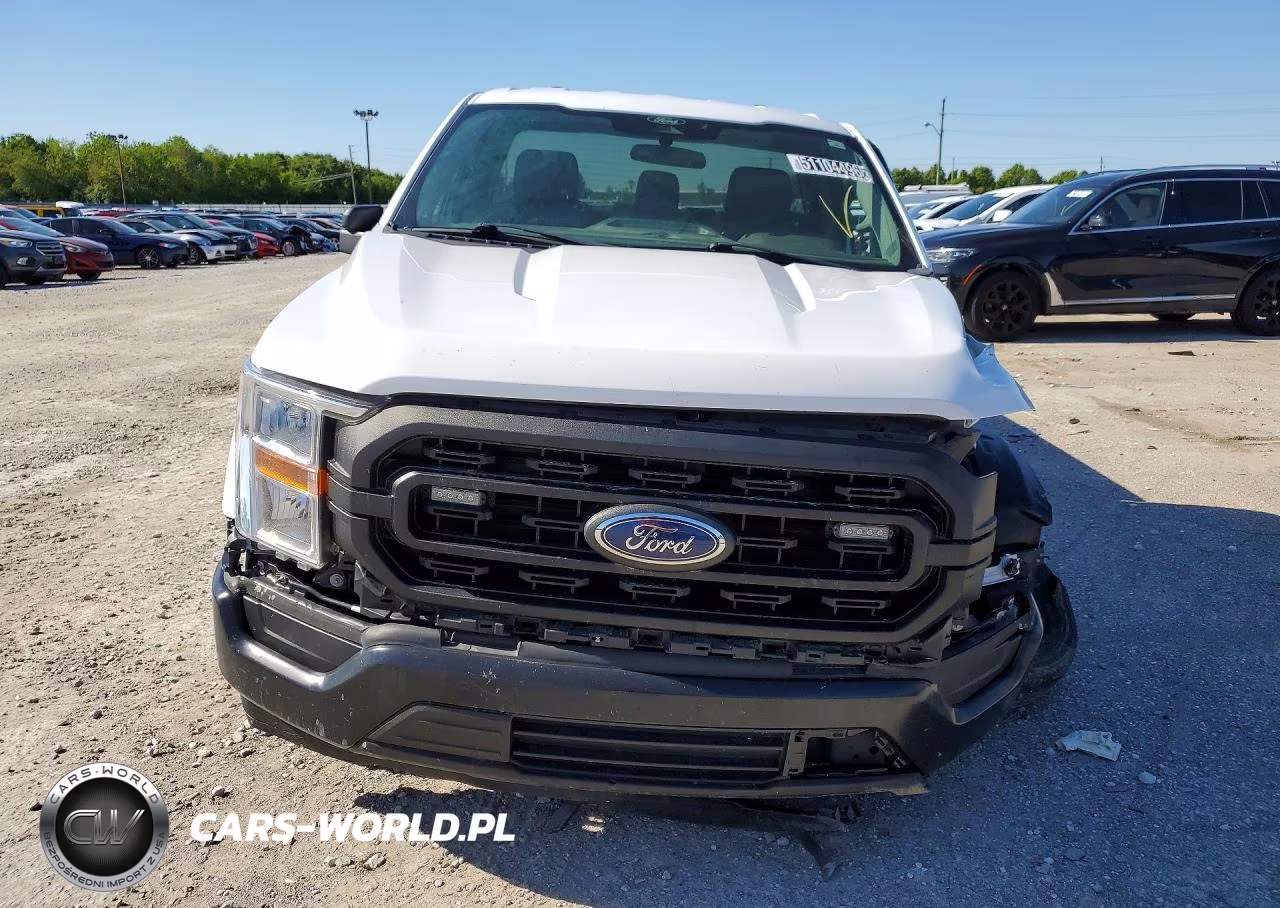 2022 Ford F150 VIN:1FTMF1CB8NKD90330 - 5