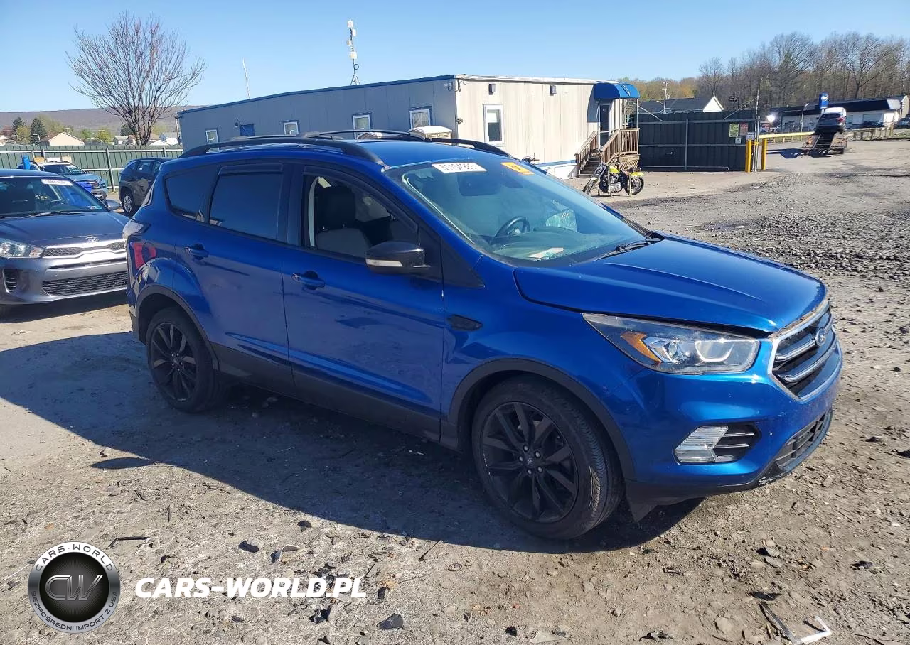 2017 Ford Escape Titanium VIN:1FMCU9JD8HUE00492 - 4