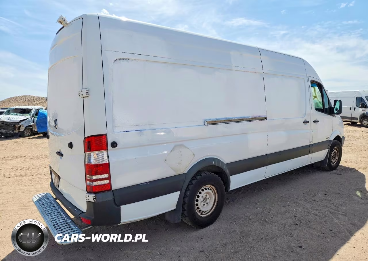 2011 Mercedes Benz Sprinter 2500 Delivery Van VIN:WD3PE8CB6B5591382 - 3