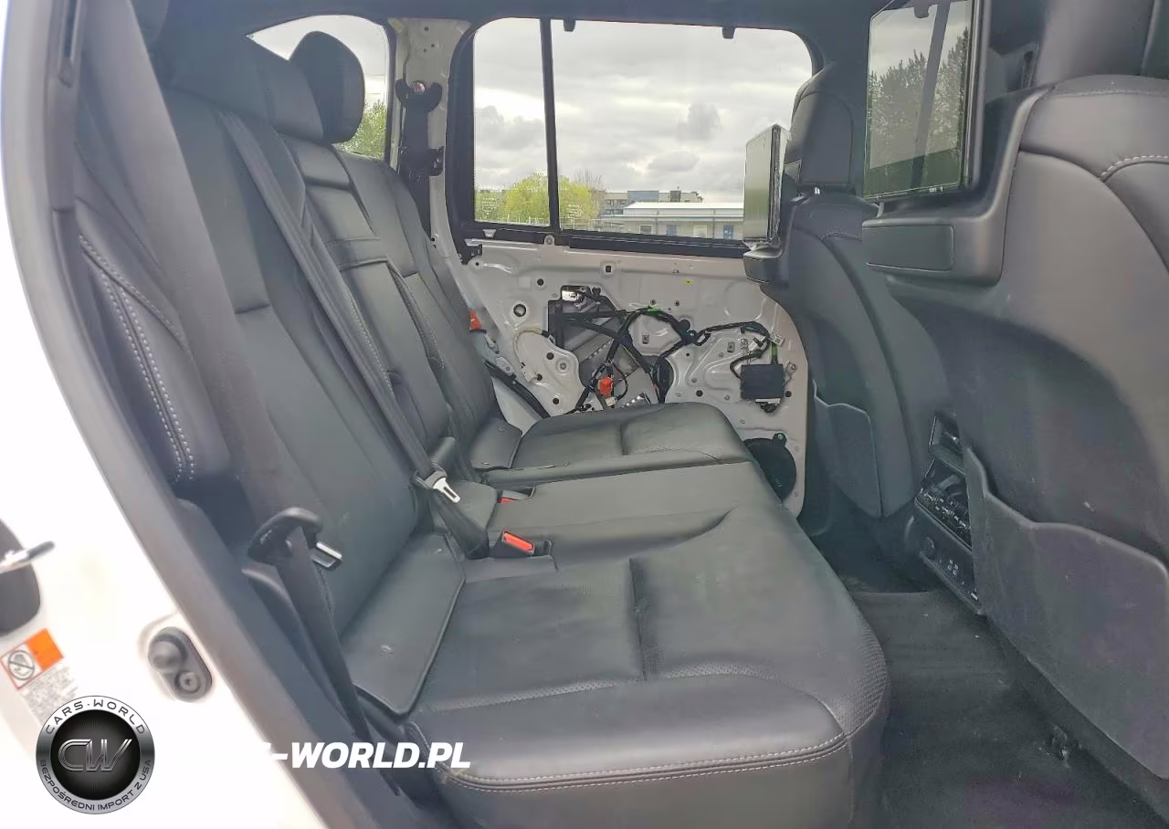 2022 Lexus Lx 600 Luxury VIN:JTJGB7CX5N4012216 - 11