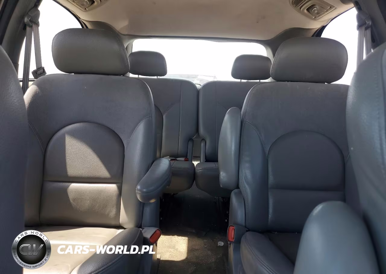 CHRYSLER TOWN & COU VIN:2C8GP64L34R545069 - 10