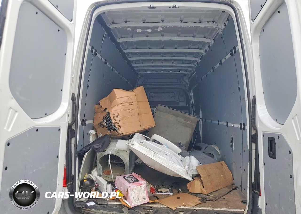 2019 Freightliner Sprinter 2500 Delivery Van VIN:W2Y4EDHY0KT017367 - 10