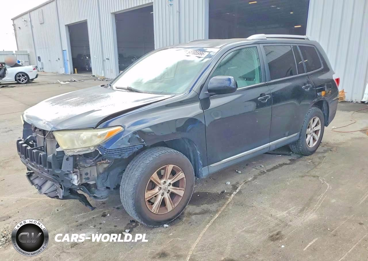 2013 Toyota Highlander Base