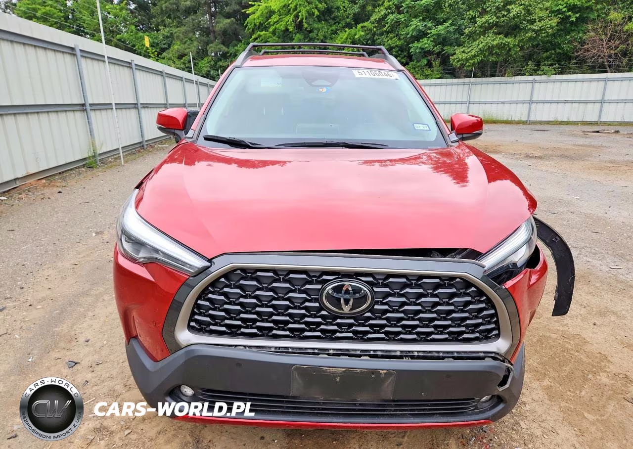 2023 Toyota Corolla Cross Xle VIN:7MUEAAAG9PV045021 - 5