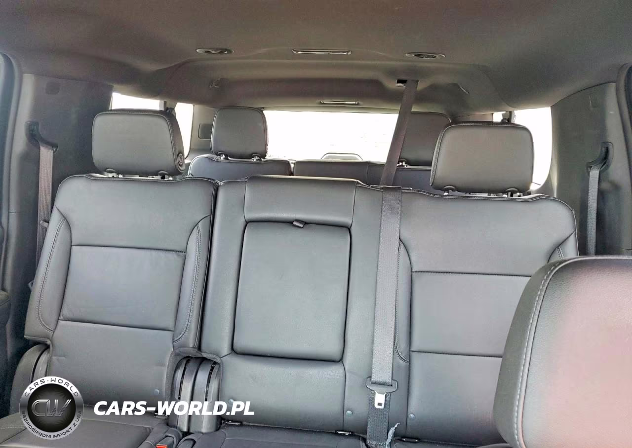 2022 Chevrolet Suburban K1500 Z71 VIN:1GNSKDKD1NR283397 - 10