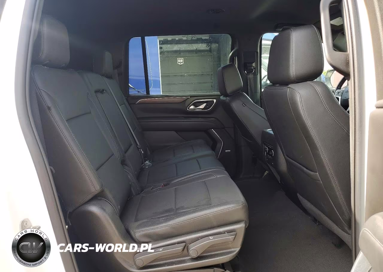 2022 Chevrolet Suburban K1500 Z71 VIN:1GNSKDKD1NR283397 - 11
