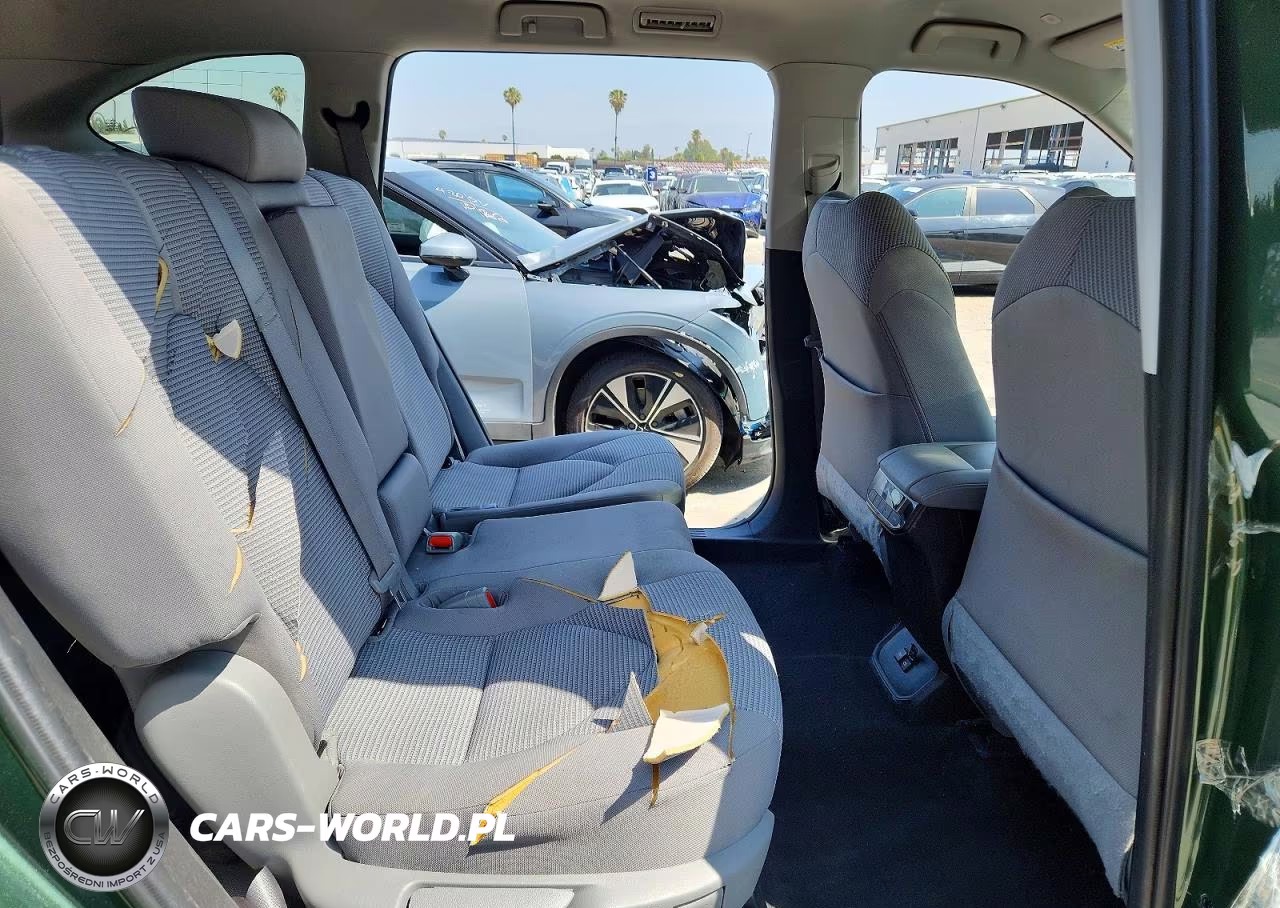 2023 Toyota Highlander L VIN:5TDKDRAH4PS500871 - 11